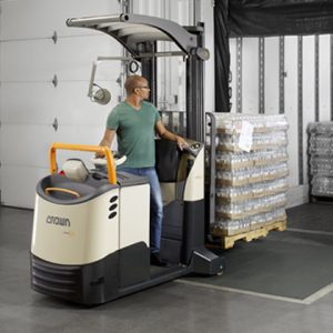 mpc-3000-crown-forklift