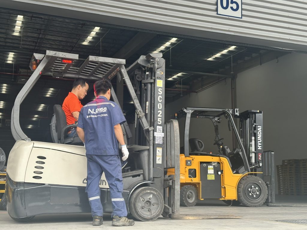 Hướng dẫn vận hành xe nâng